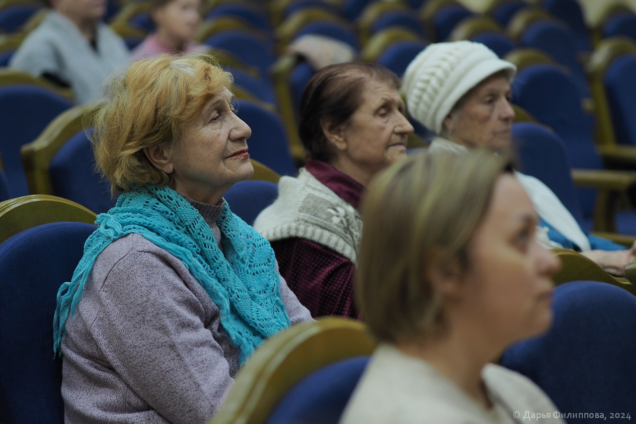 День полного снятия Ленинградской блокады 80 лет