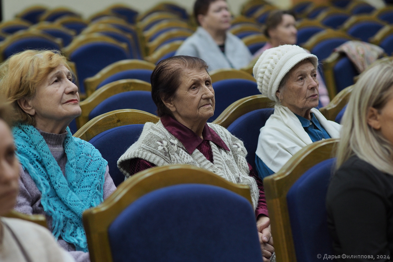 День полного снятия Ленинградской блокады 80 лет